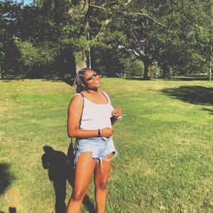 Meet your Posher, Cameron